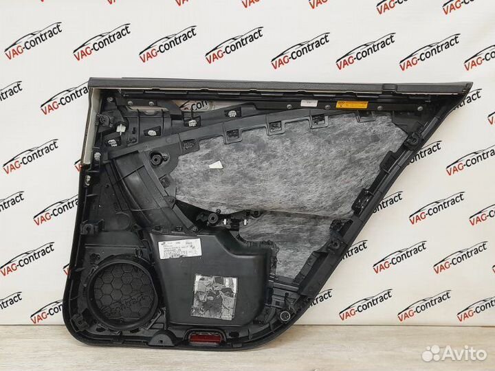 Обшивка боковой двери задняя левая Volkswagen