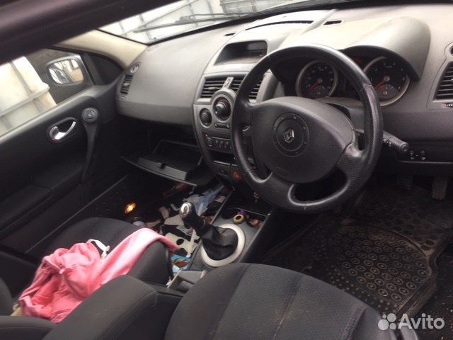 Разбор на запчасти Renault Megane 2
