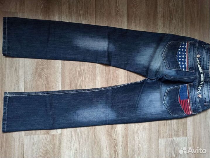 Джинсы