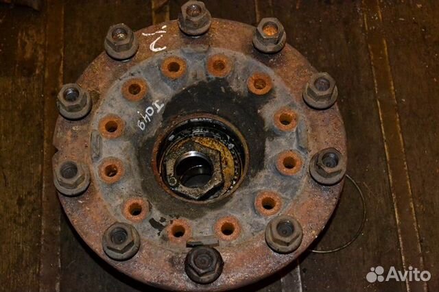 Ступица, дисковые тормоза, передний мост, левая iv