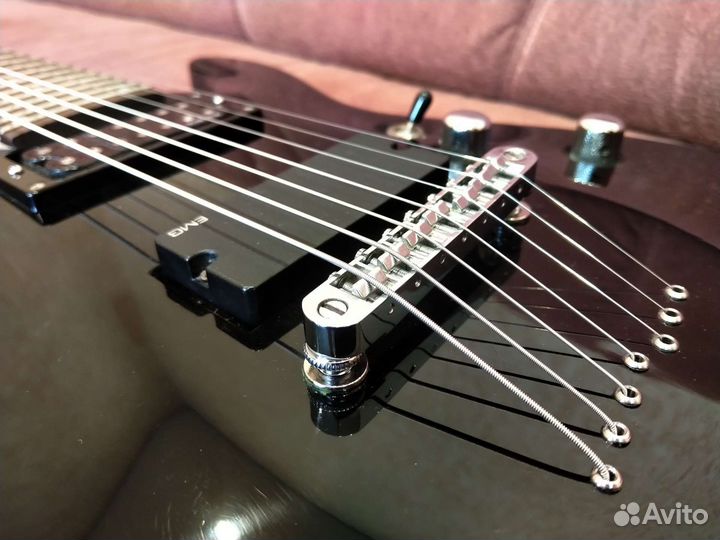 Семиструнная электрогитара Schecter