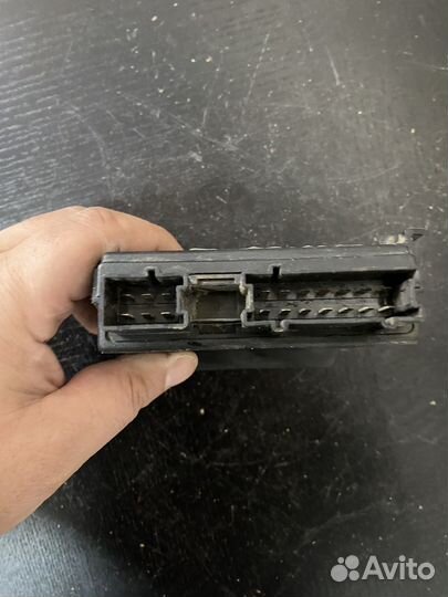 Блок управления центральным замком mercedes w211