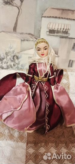 Кукла фарфоровая коллекционная