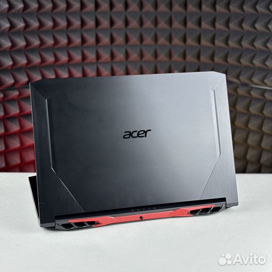 Игровой ноутбук Acer Nitro i7/GTX1650/17.3/IPS