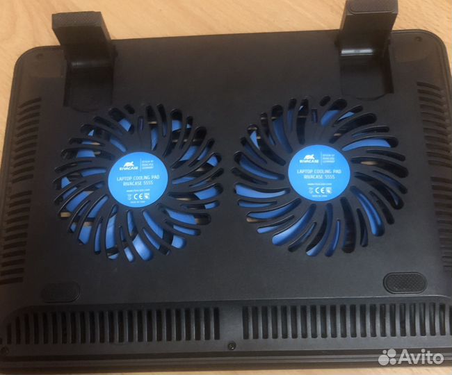 Подставка с охлаждением для ноутбука rivacase