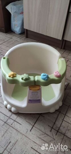 Стульчик для купания в ванной