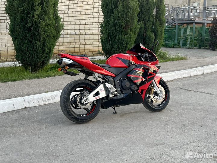 Мотоцикл cbr 600rr