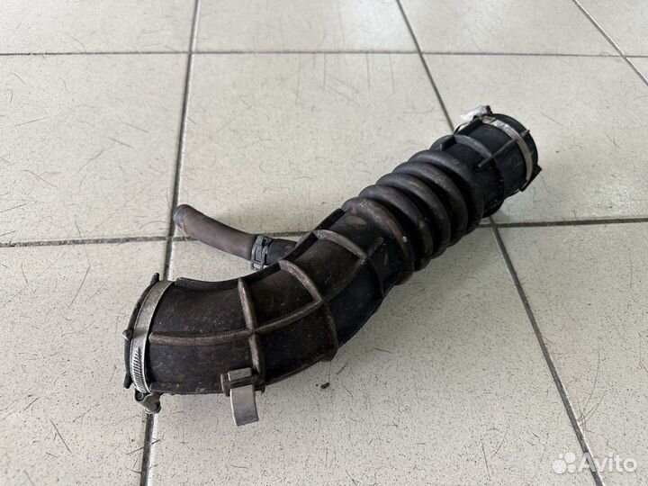 Патрубок воздушного фильтра Лада Веста LADA Vesta