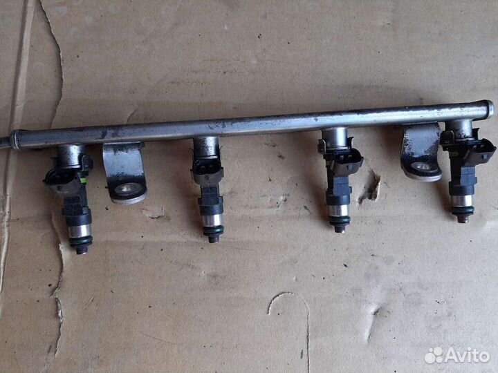 Форсунка инжекторная 1465A331 Mitsubishi Lancer X