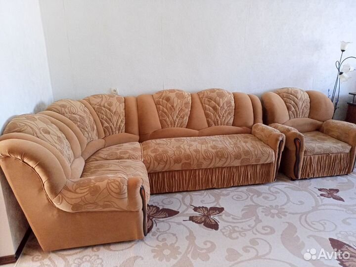 Угловой диван с креслом кроватью