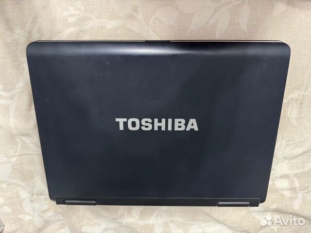 Ноутбук Toshiba Satellite L40