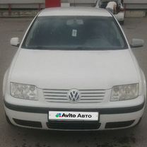 Volkswagen Bora 1.6 MT, 1999, 475 000 км, с пробегом, цена 375 000 руб.