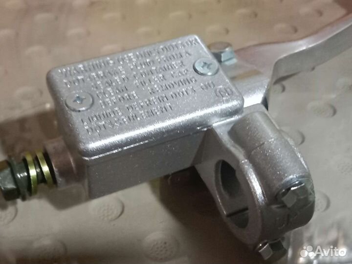 Тормозная машинка на японский скутер