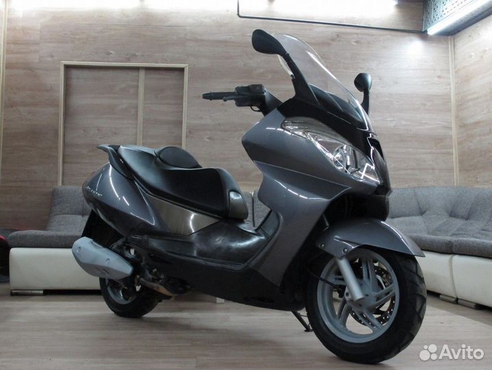 Скутер aprilia atlantic 125 бу