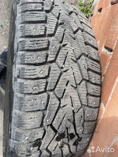 Nokian Tyres Nordman 7 SUV 215/65 R16