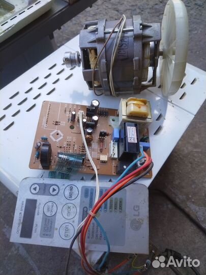 Хлебопечь LG