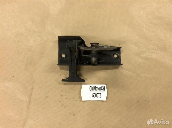 Крючок капота Mercedes W211 E-Klasse 2002-2009