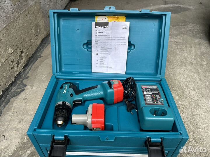 Шуруповерт makita 6271 dwaetc