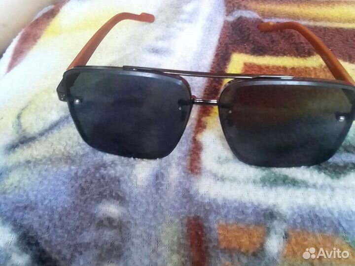 Солнцезащитные очки