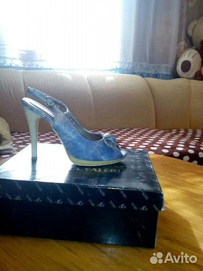 Босоножки