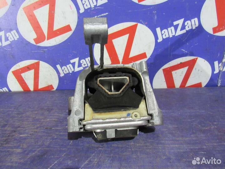 Подушка двигателя Volkswagen Golf MK7 (2012-2017)