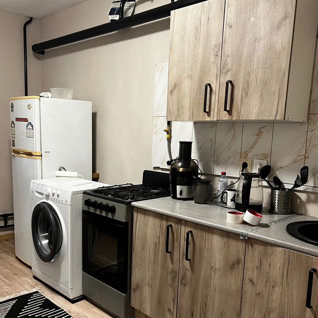 1-к. квартира, 43 м², 1/12 эт.