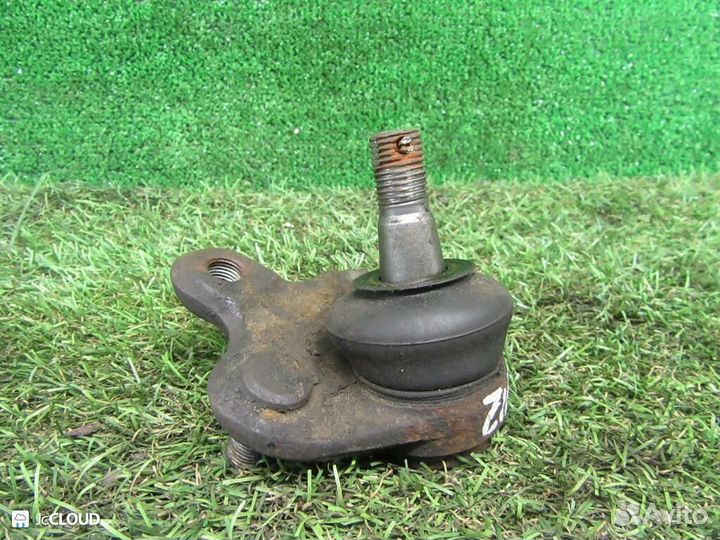 Шаровая опора на toyota corolla spacio AE111N 4A-F