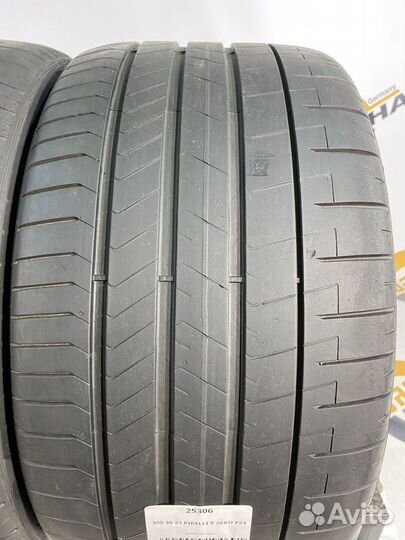 Pirelli P Zero PZ4 305/30 R21 105Y