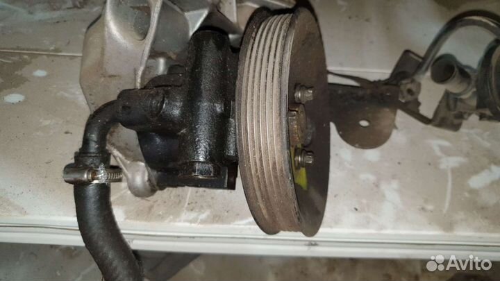 Насос гура Опель Омега б