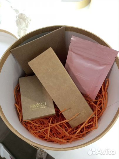 Косметическая щетка для лица