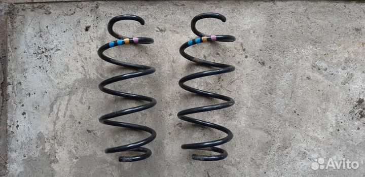 Пружины передние Skoda Octavia A5 FL