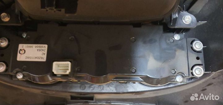 Мицубиси аутлендр Хl управление климатом