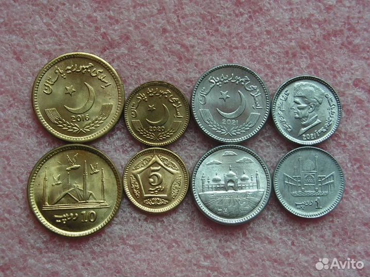 Наборы монет Иностранных государств (П)