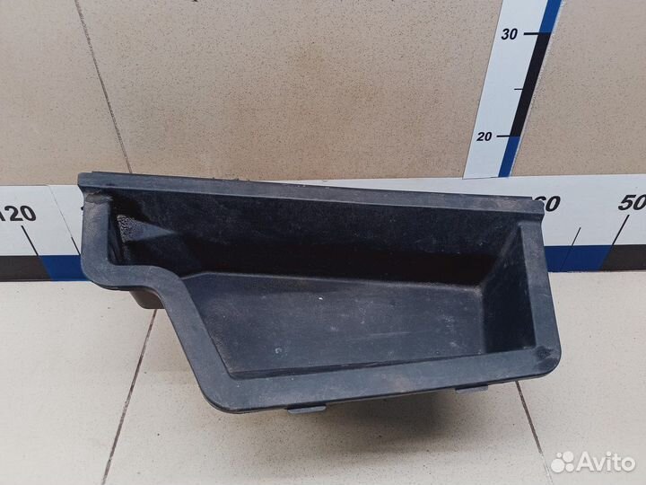 Ящик для инструментов Avensis II 2003-2008