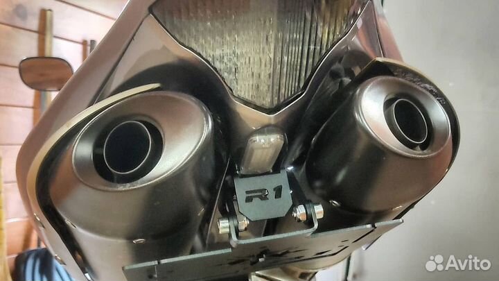 Кронштейн Suzuki Boulevard M109R, Intruder VZR180