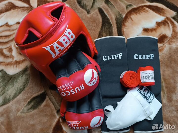 Комплект для занятий рукопашным боем