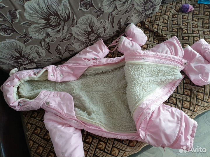 Зимний комбинезон для девочки