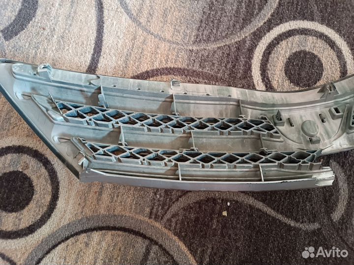 Решетка радиатора allion