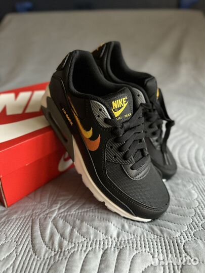 Кроссовки Nike AIR MAX 90 оригинал новые