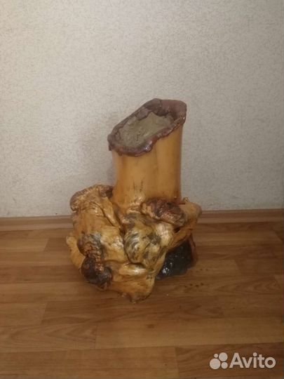 Напольное кашпо для растений