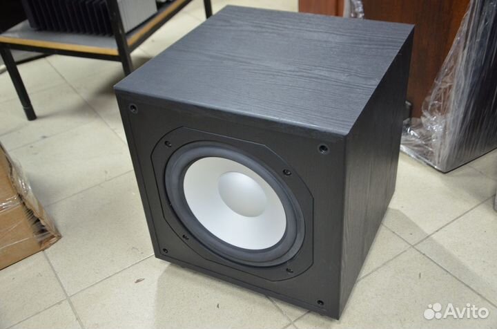 Сабвуфер активный Monitor Audio FB110 England