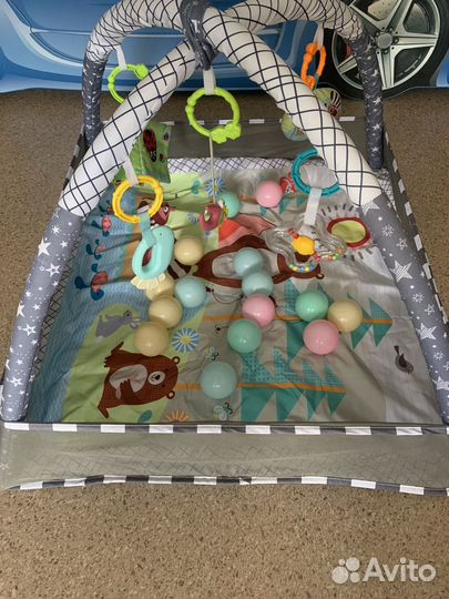 Развивающий коврик для малышей