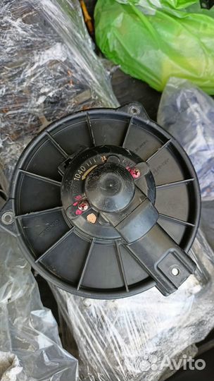 Мотор печки Toyota 1940001040