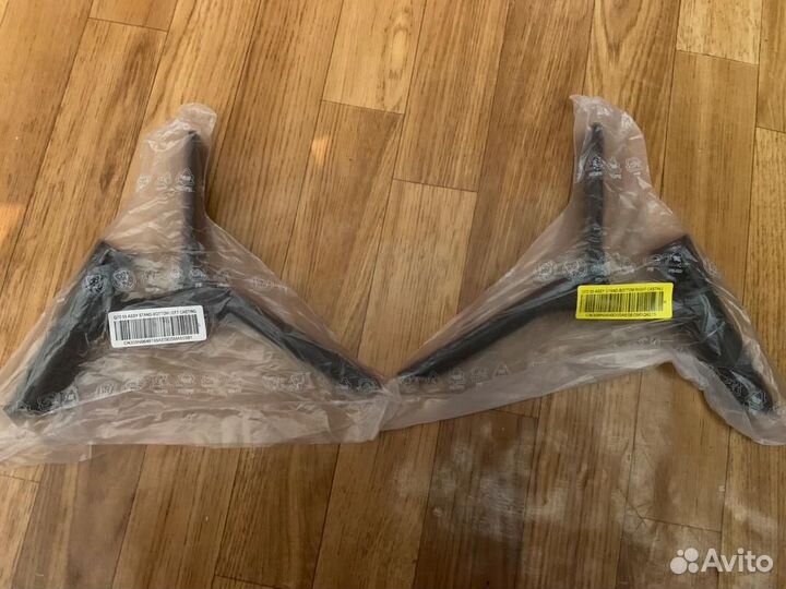 Ножки для телевизора Samsung Q70 55