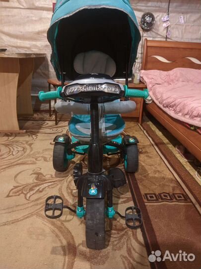 Трехколесный велосипед с родительской ручкой