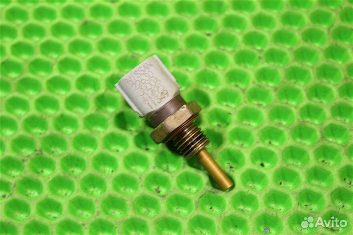 Датчик температуры Nissan X-Trail T32 MR20