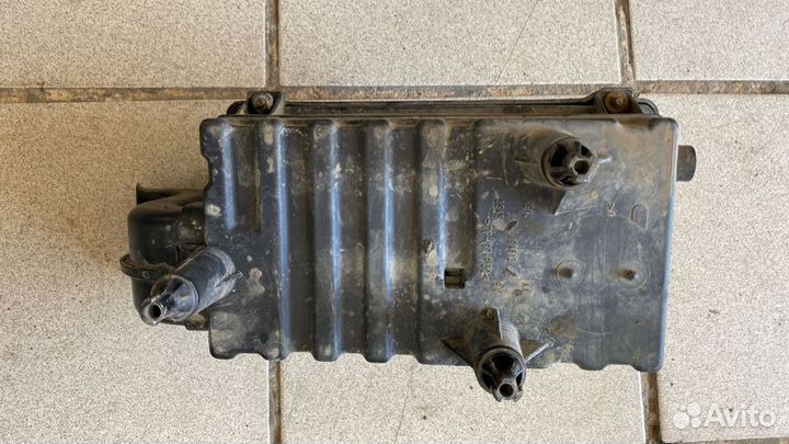 Корпус воздушного фильтра Ford Focus 1