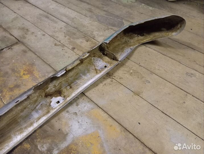 Задний бампер Газ-21