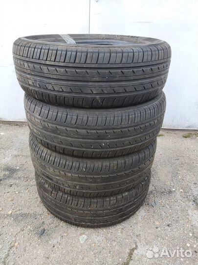 Yokohama Bluearth ES32 205/60 R16 92H