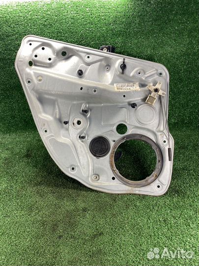 Стеклоподъемник задний левый Volkswagen Bora